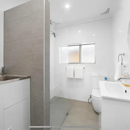 Coogee Sunrise 2 Bed Apt With Parking, Work Desks & Balcony Sydney Exterior photo