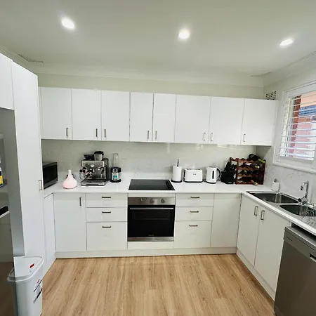 Coogee Sunrise 2 Bed Apt With Parking, Work Desks & Balcony Sydney Exterior photo